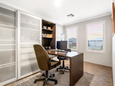 7 Bentall Way, The Vines WA 6069