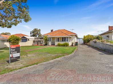 13 Deakin Street, Collie WA 6225