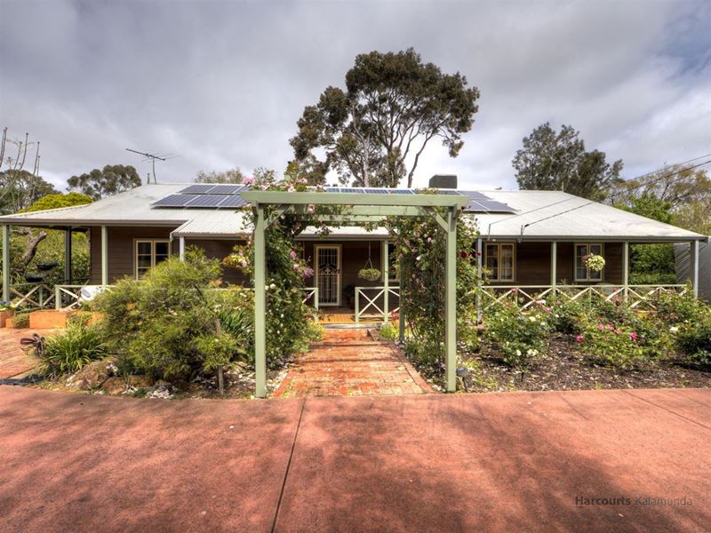 19 Collins Road, Kalamunda