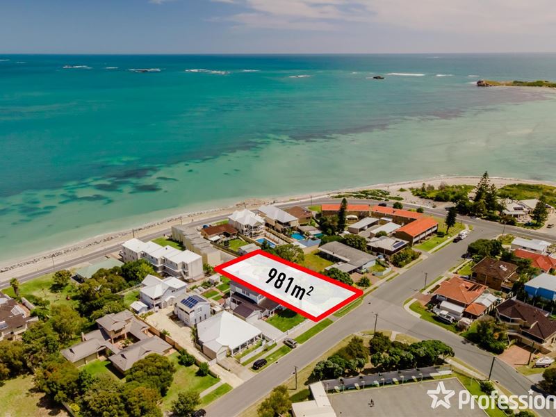 9 Penguin Road, Shoalwater WA 6169