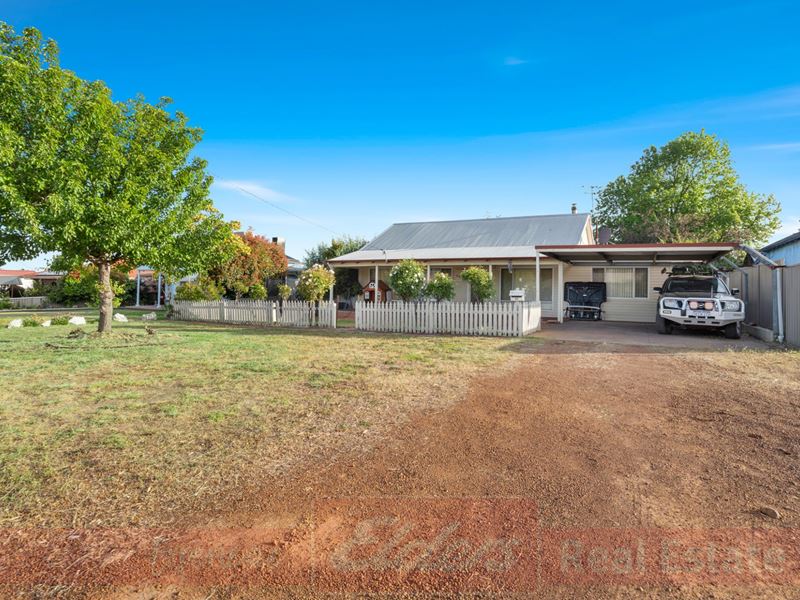 65 Ogden Street, Collie WA 6225