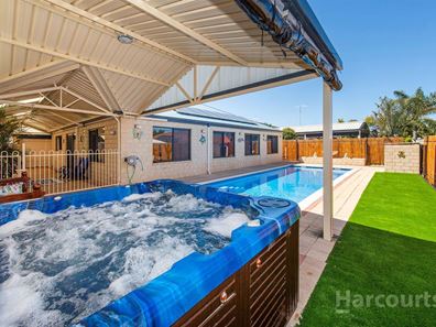 14 Seaforth Drive, Halls Head WA 6210