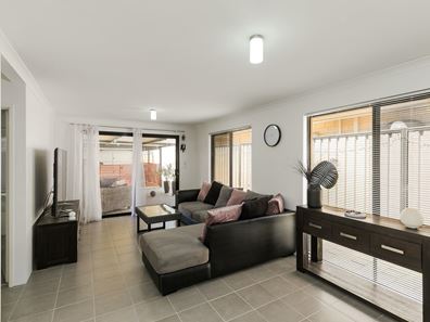 49 Evans Way, Byford WA 6122