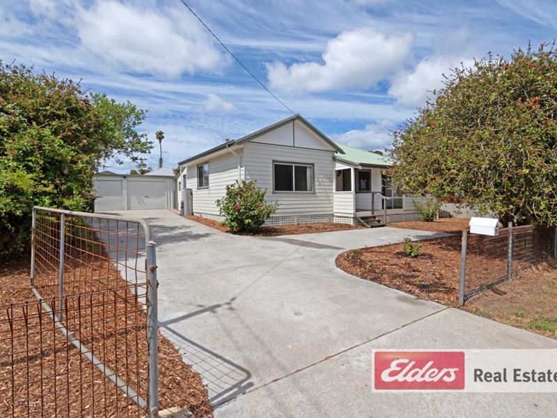 31 Katoomba Street, Orana