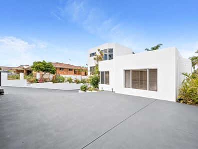 21 Carina Circle, Halls Head WA 6210