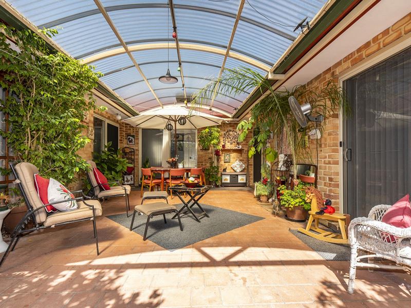 17 Waterview Grove, Ellenbrook