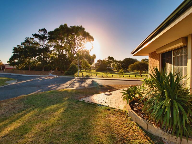1 Nightingale Way, Warnbro