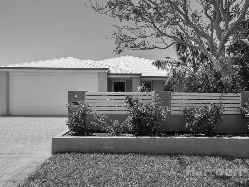 1 Magnetic Square, Halls Head WA 6210