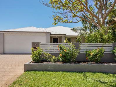 1 Magnetic Square, Halls Head WA 6210