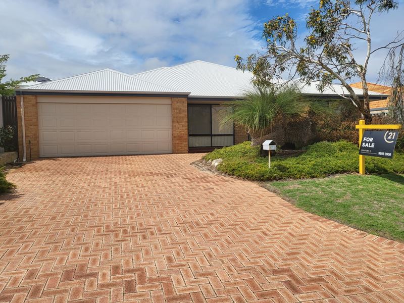 7 Dillon Way, Secret Harbour