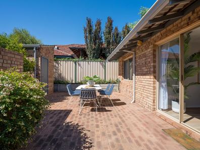 5/3 Paramatta Road, Doubleview WA 6018