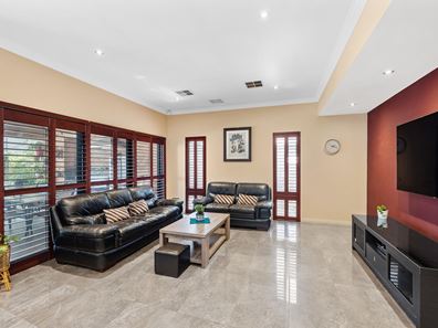 11 Foresters Way, Southern River WA 6110