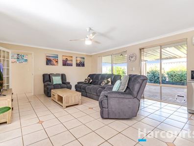 35 Shortridge Way, Quinns Rocks WA 6030