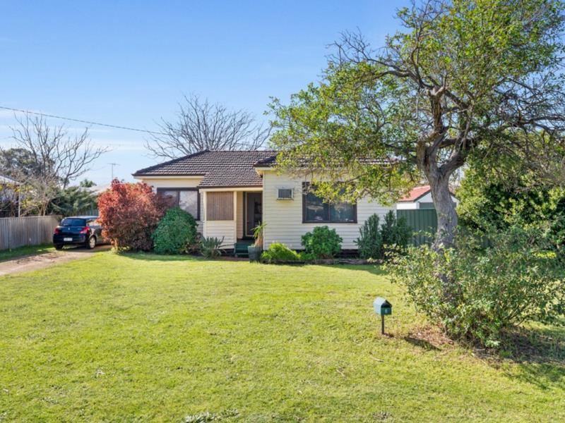 8 Service Street, Mandurah WA 6210