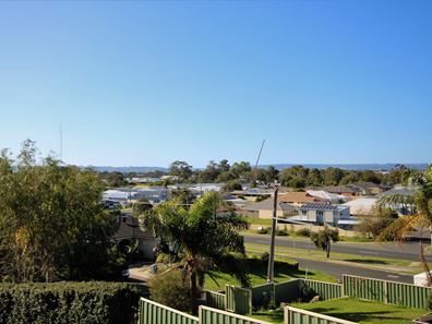 2 Brooking Place, Australind WA 6233