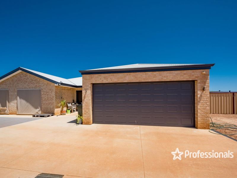 16 Amar Court, Waggrakine