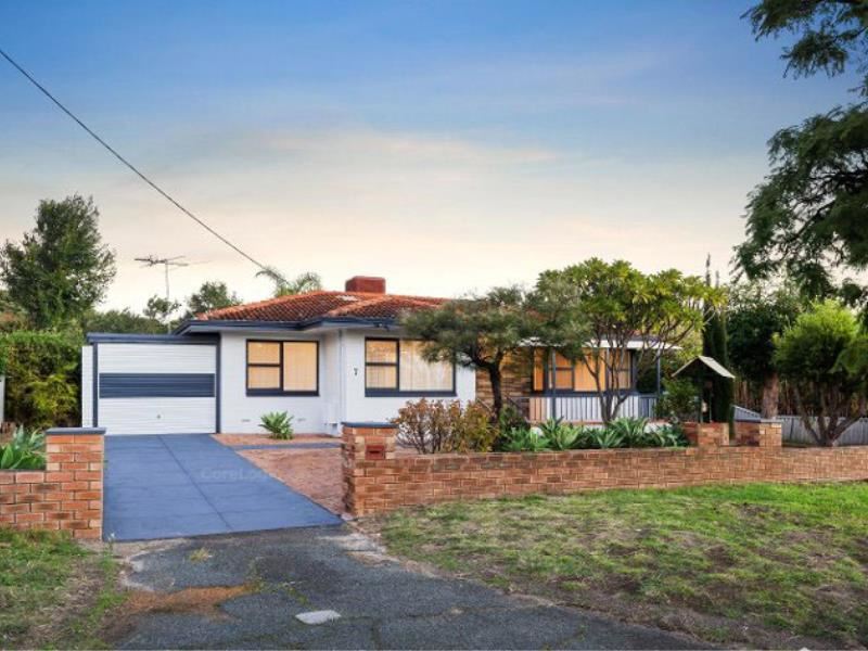 7 Exbury Road, Armadale