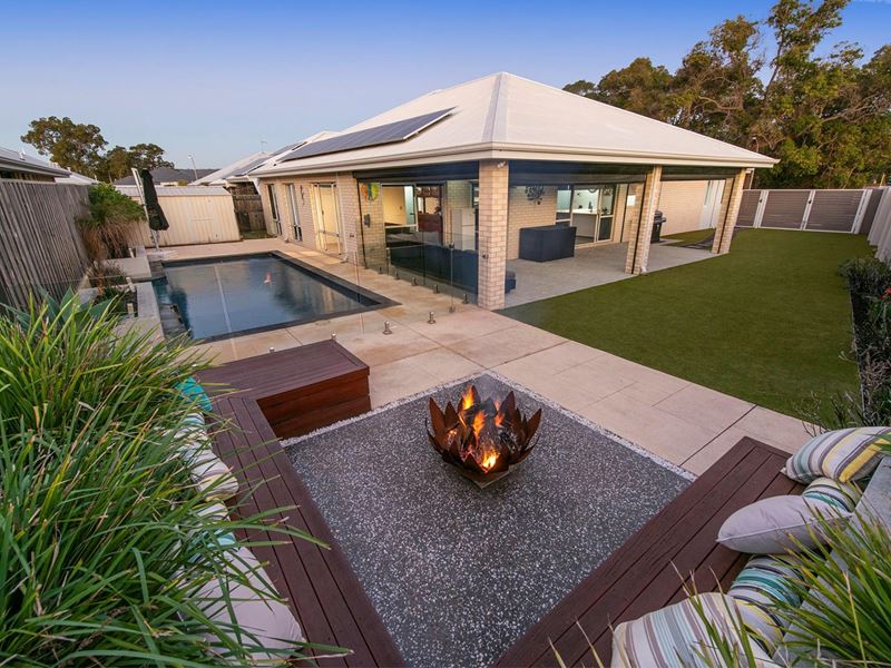 32 Jennapullin Crescent, Ellenbrook