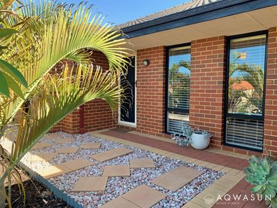 33 Crystaluna Drive, Golden Bay WA 6174