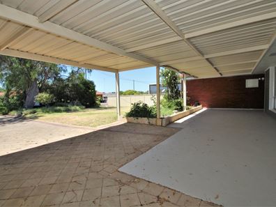 17 Wickham Way, Australind WA 6233