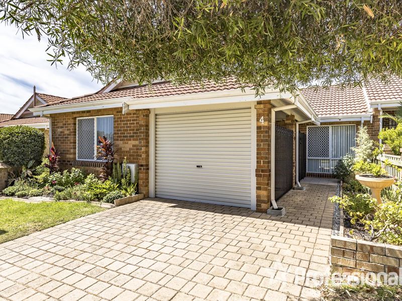 4/6 Fragrant Gardens, Mirrabooka WA 6061