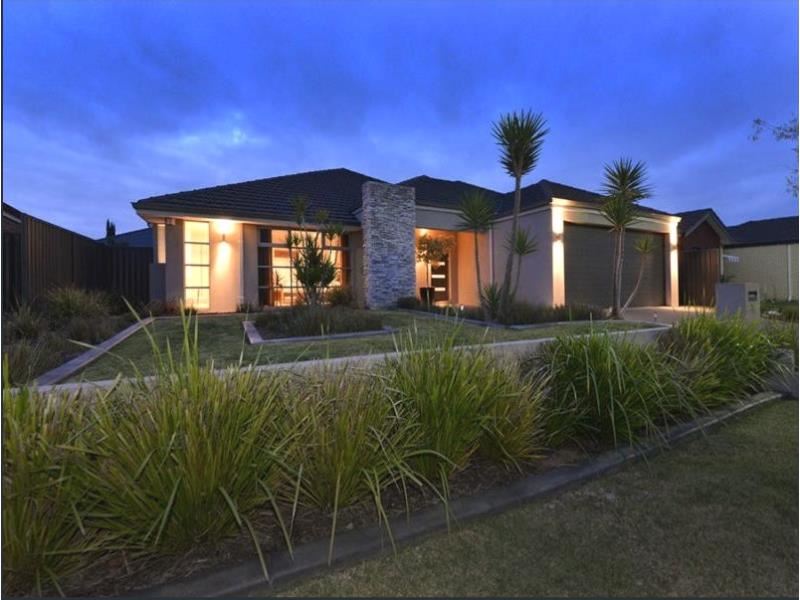 25 Kyneton Parkway, Aveley