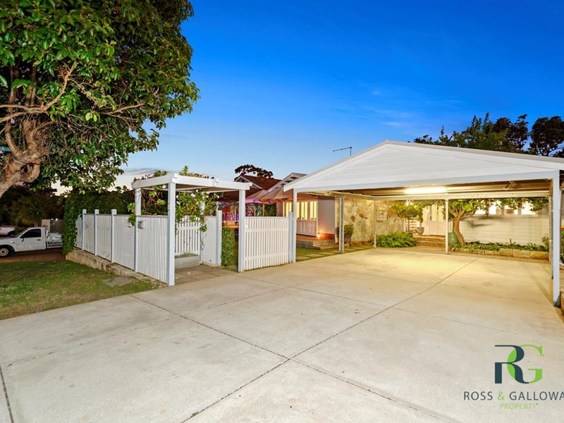 16 Young Street, Melville WA 6156