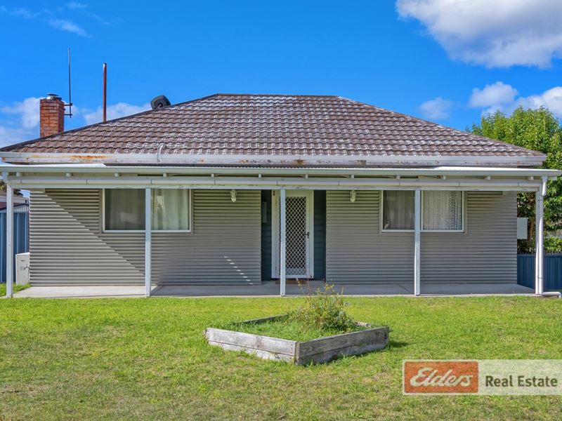 10 Leslie Street, Yakamia