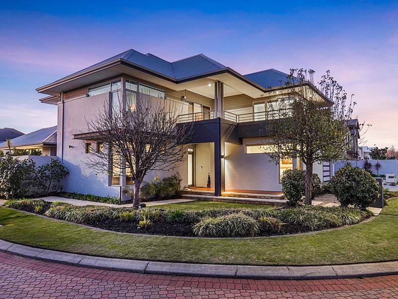 16 Salerno Avenue, Stirling