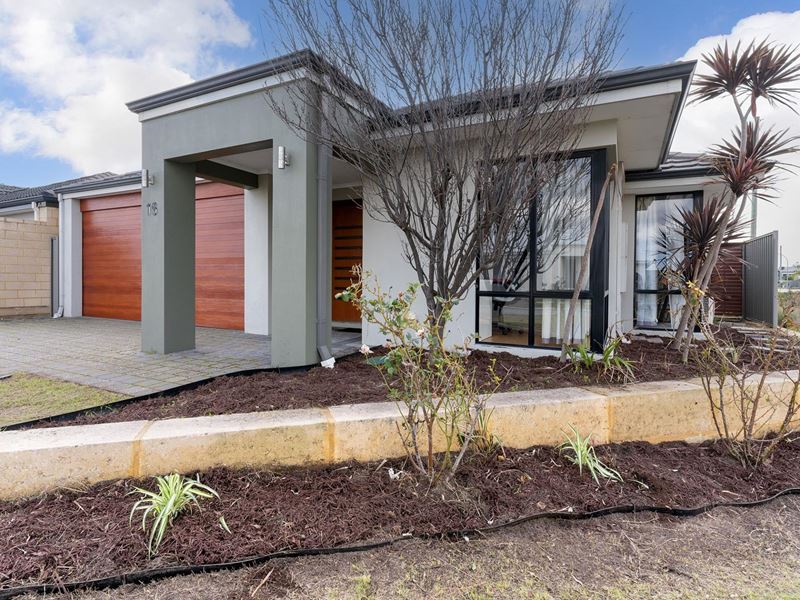 16 Emanuele Bend, Harrisdale