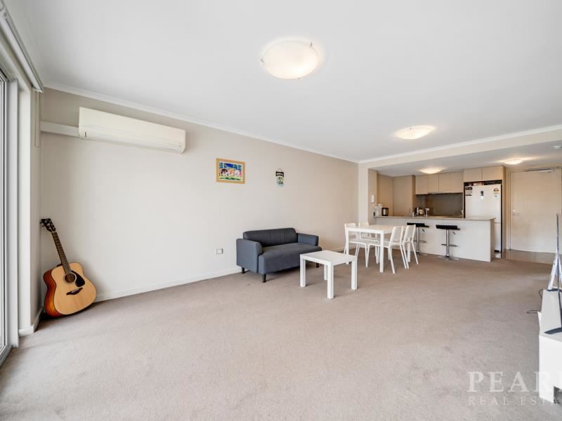28/9 Citadel Way, Currambine