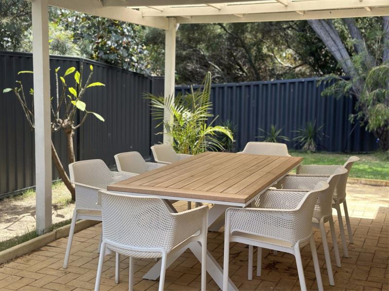 9 Ellendale Drive, Heathridge