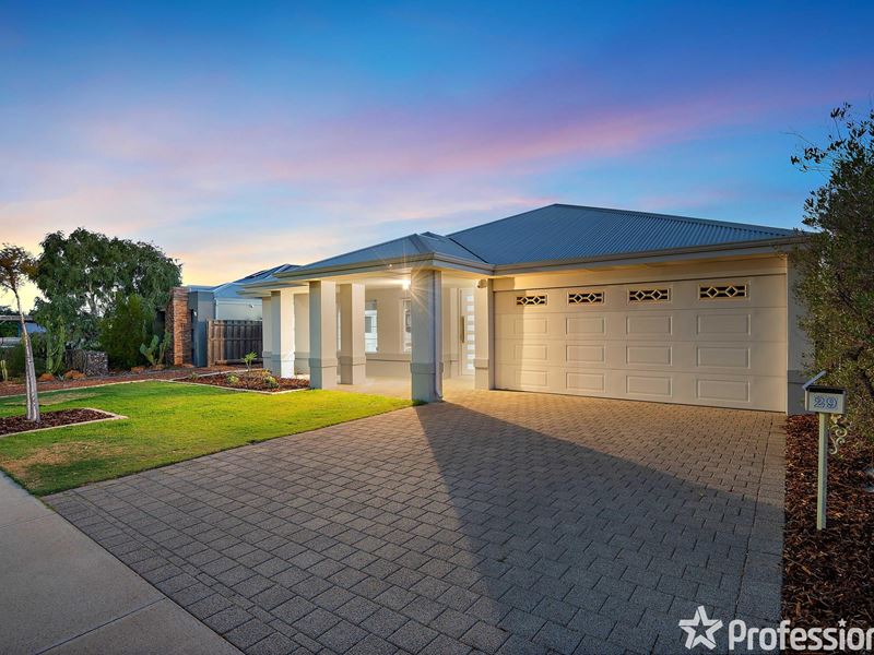 29 Kedleston Link, The Vines