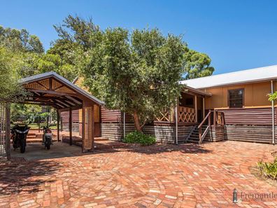 75 Snook Crescent, Hilton WA 6163