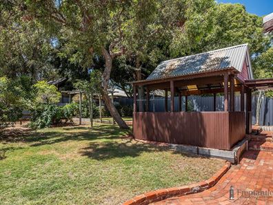 75 Snook Crescent, Hilton WA 6163