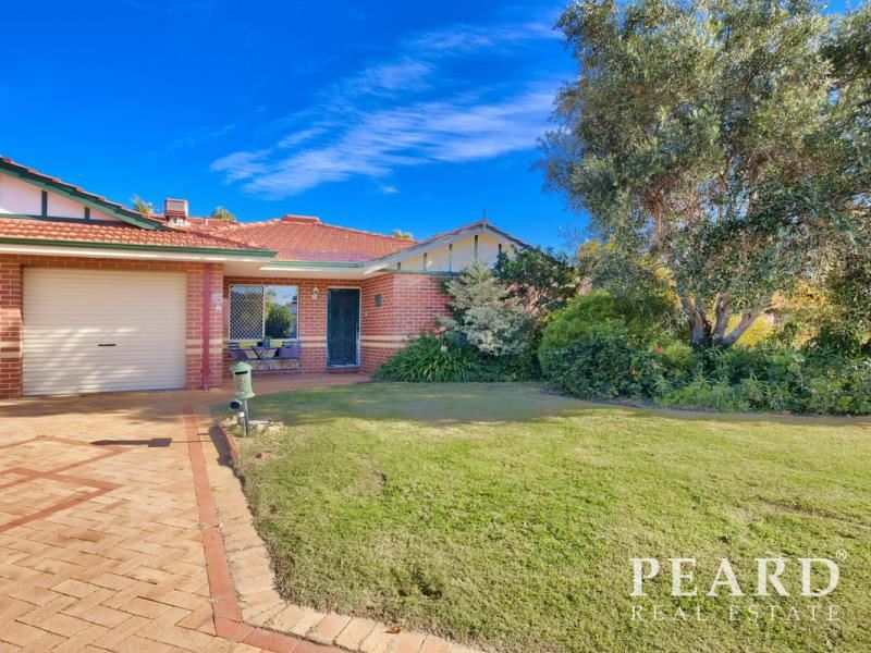 15A Waterside Crescent, Gwelup