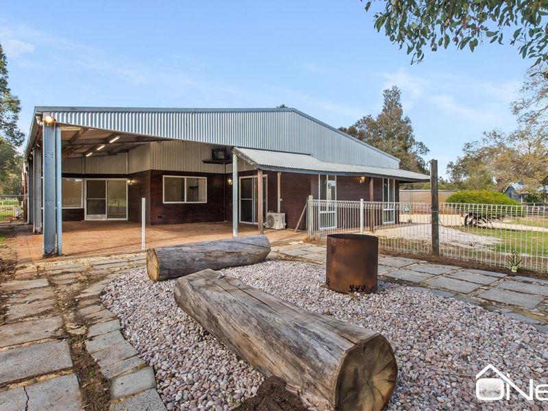 104A Cavanagh Close, Cardup WA 6122