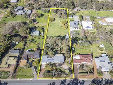 101 Glyde Road, Lesmurdie WA 6076