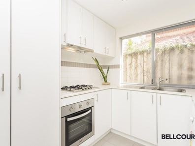 2/4 Langley Place, Innaloo WA 6018