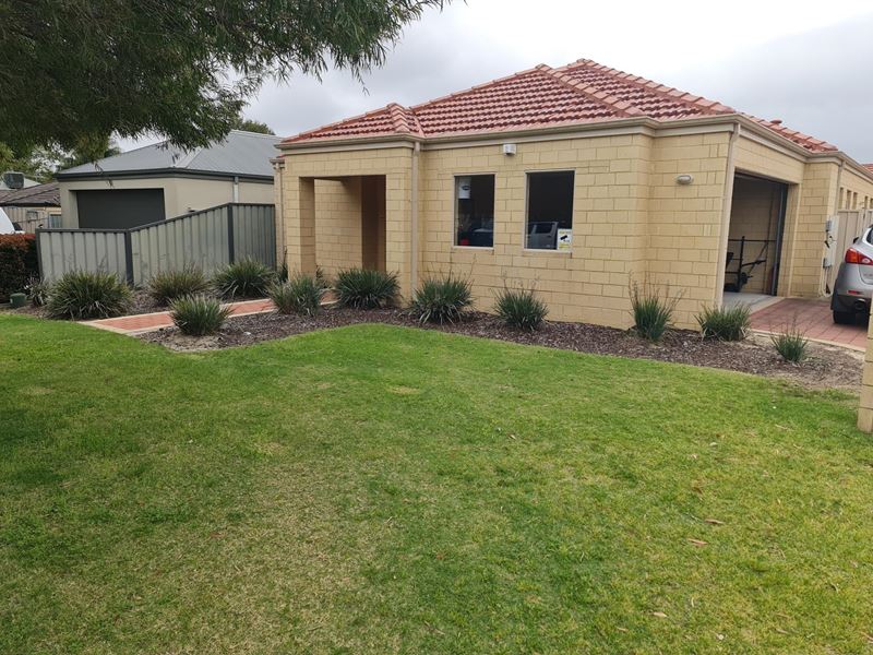 9a walsh ave, Redcliffe