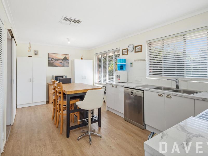 7 Wanbrow Way, Duncraig