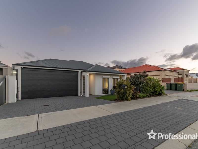 26 Florida Drive, Landsdale WA 6065