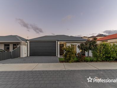 26 Florida Drive, Landsdale WA 6065