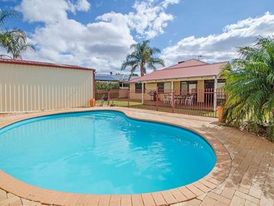 11 Moir Street, Broadwood WA 6430