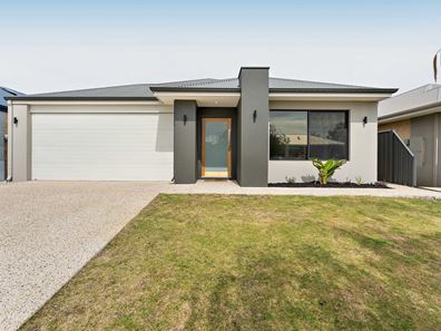18 Woodloes Street, Piara Waters WA 6112