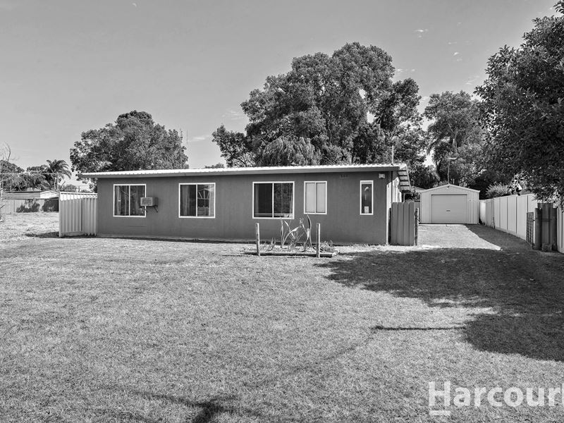 8 Windsor Way, Falcon WA 6210