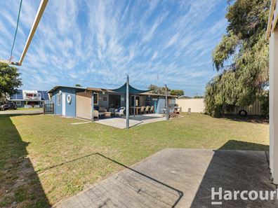 8 Windsor Way, Falcon WA 6210