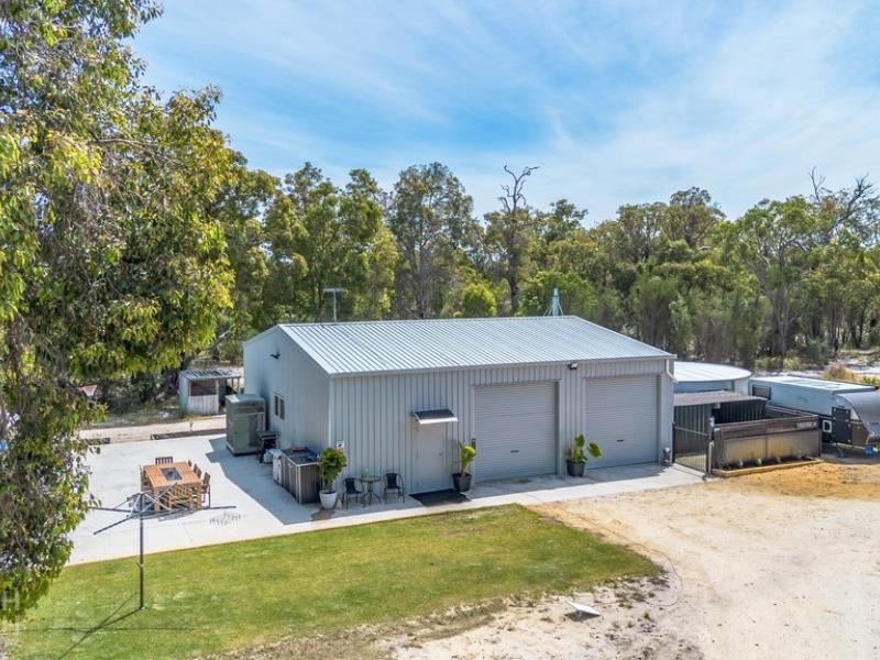 851 Southern Estuary Road, Lake Clifton