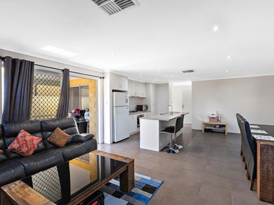 1/29 Wroxton Street, Midland WA 6056