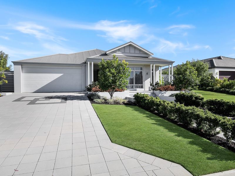 144 Grand Entrance, Australind